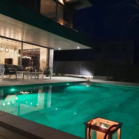 Villa Luxury Villa With A Swimming Pool Baska, Krk - 19534 Baska (Krk)